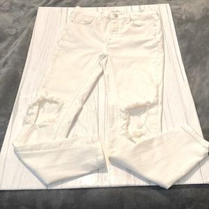 Free People EUC Women’s White Distressed Skinny Leg Jeans, size 26 waist